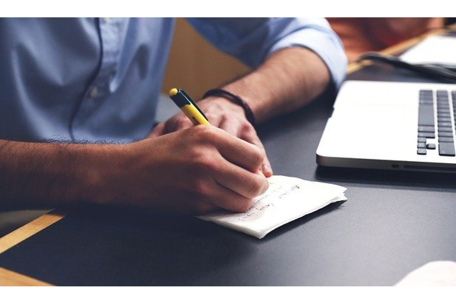 Нужны ли шариковые ручки современному миру?